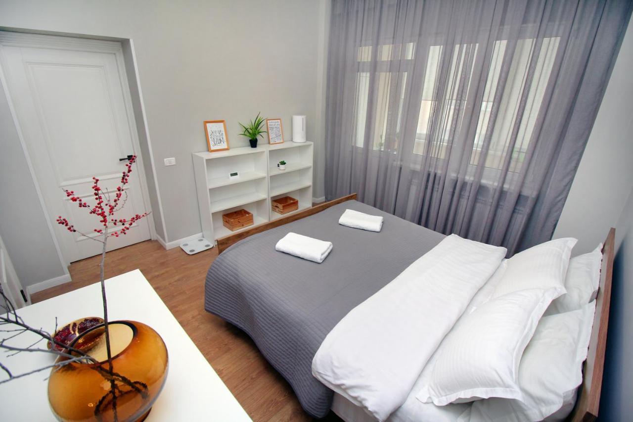 Perfect Spacious Apartment 356 Almaty Exterior foto